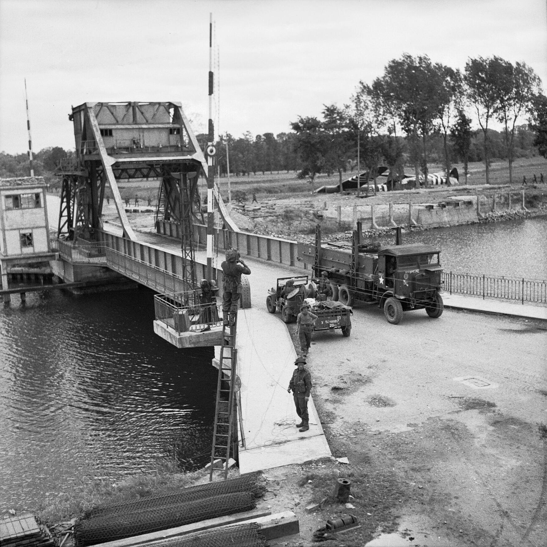 THE BRITISH ARMY IN THE NORMANDY CAMPAIGN 1944